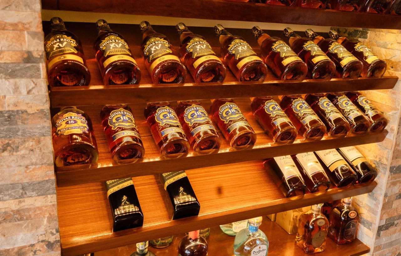 Chivas Regal, cognacs et spiritueux de la cave